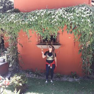 Meet your Posher, Claudia